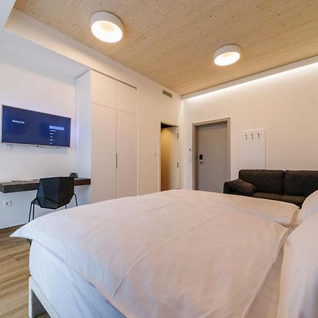 Wud Hotel Lubiana Esterno foto