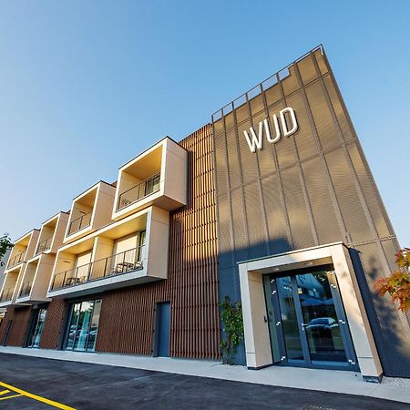 Wud Hotel Lubiana Esterno foto